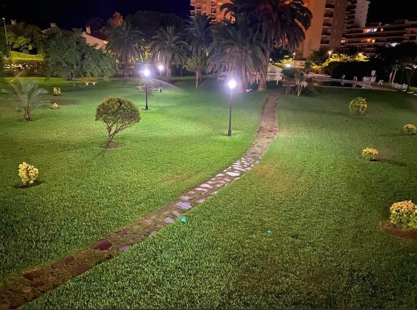 Apartamento Los Carmenes, Playa De Gandia Eksteriør billede