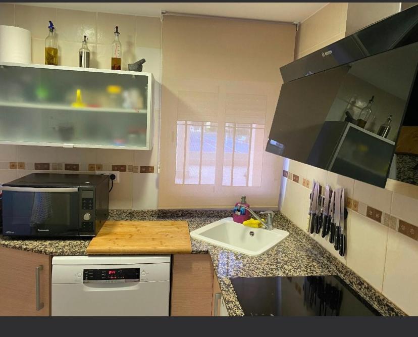 Apartamento Los Carmenes, Playa De Gandia Eksteriør billede